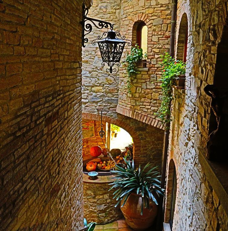 Apartment in B&B Del Giglio San Donato in Poggio Esterno foto